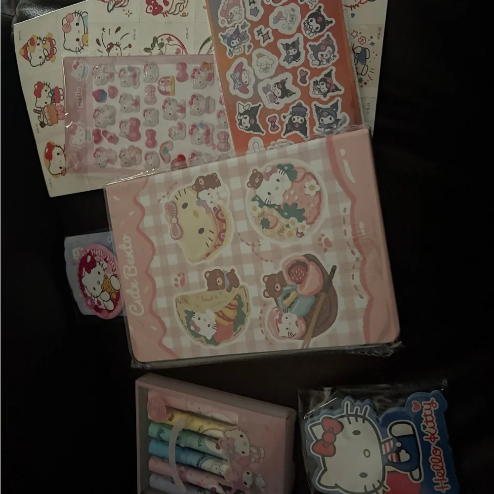 Hello Kitty Pink and White‎ Sticker & Stationery Set